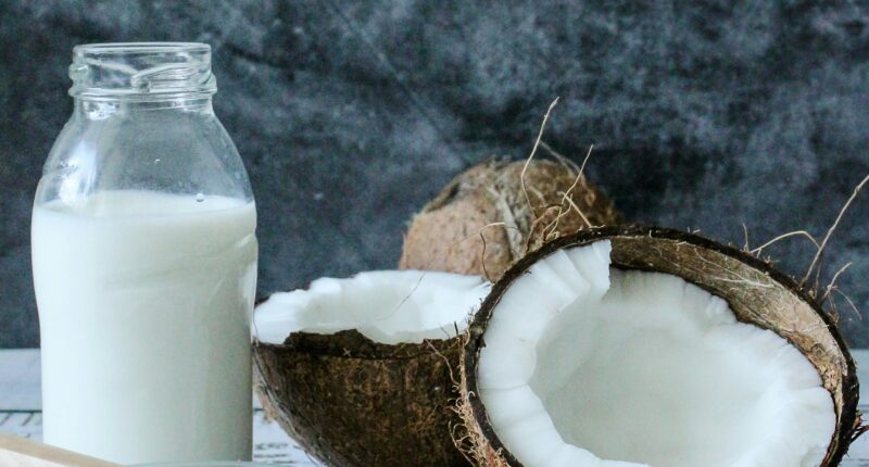 How to Make Coconut Milk at Home: A Simple and Delicious Recipe